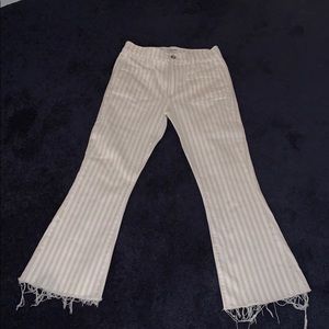 Frame Le Bardot Crop Flare Raw Edge jeans